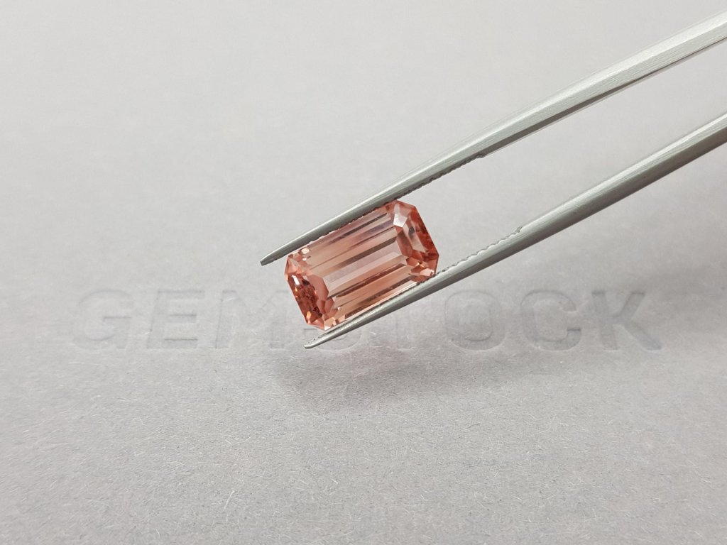 Ring with orange-pink tourmaline 3.56 carats in 18-carat white gold Image №7
