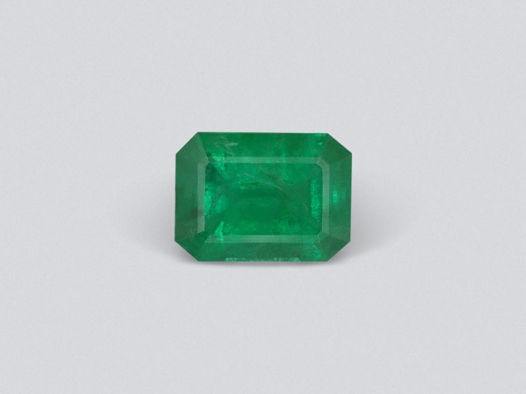 Intense Green emerald 4.51 carats in octagon cut, Zambia Image №1