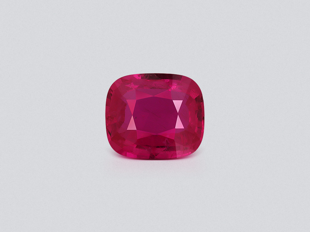 Ruby cushion cut 2.05 carats, Mozambique  Image №1