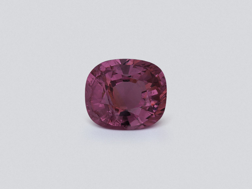 Purple spinel cushion cut 3.06 carats, Vietnam  Image №1