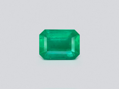 Emerald octagon cut 4.30 carats, Colombia photo