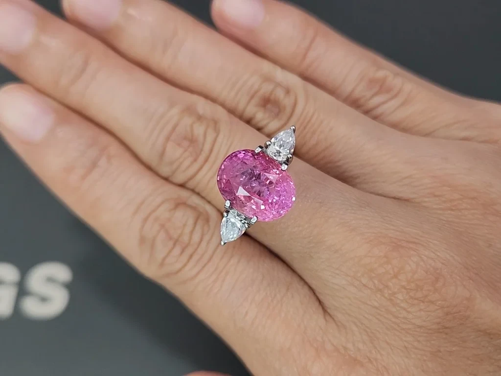 Unbehandelter Padparadscha saphir im oval schliff 8,25 karat, Sri Lanka  Image №5