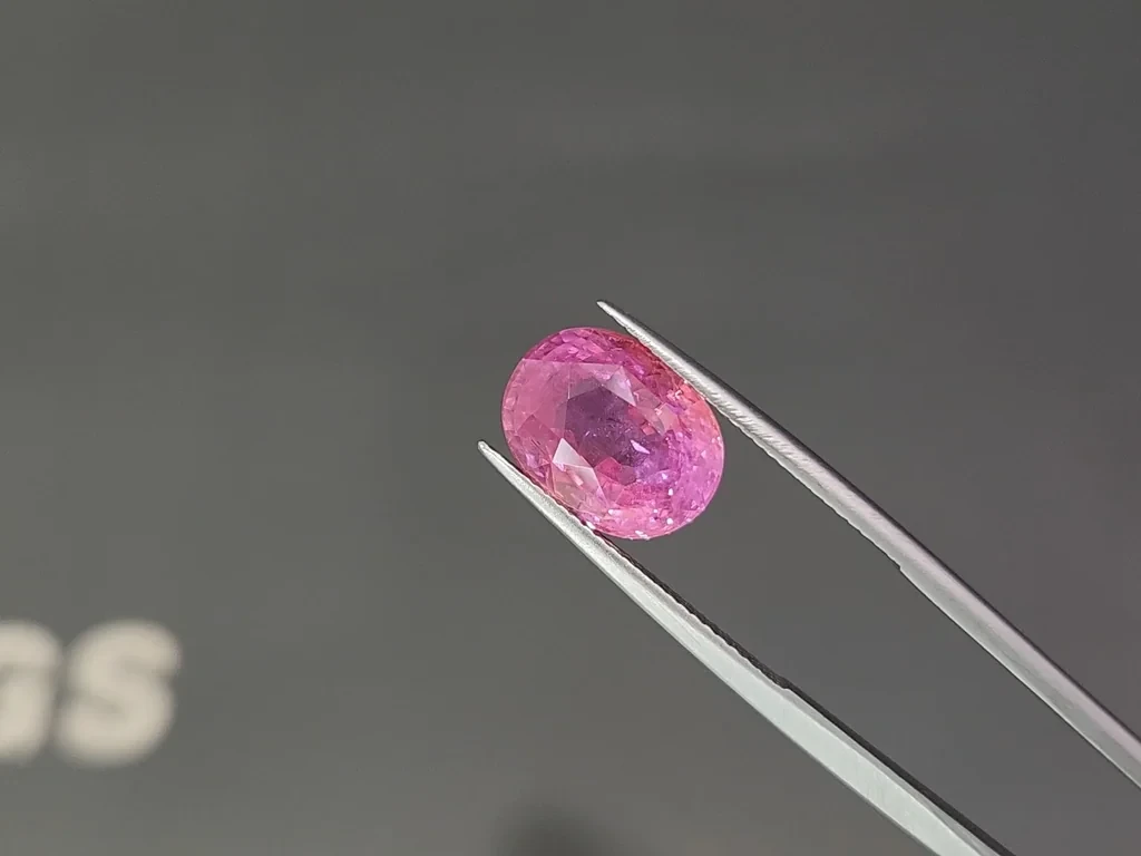 Unbehandelter Padparadscha saphir im oval schliff 8,25 karat, Sri Lanka  Image №3