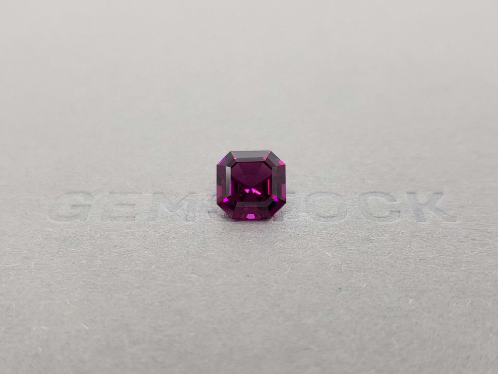 Rare octagon-cut rhodolite garnet 3.46 ct, Malawi Image №1