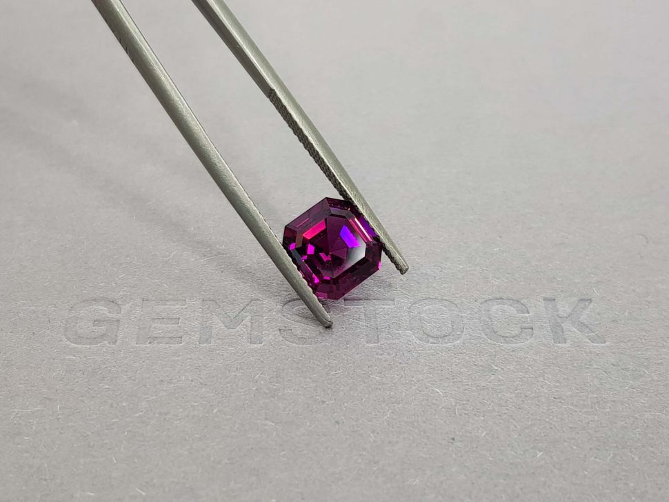 Ring with rare Malawi rhodolite 3.46 ct  in 18K white gold Image №8