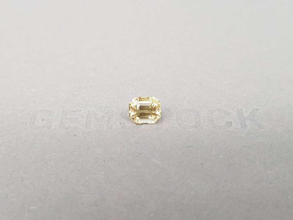 Unheated octagon shape yellow sapphire 1.61 ct, Sri Lanka Image №1