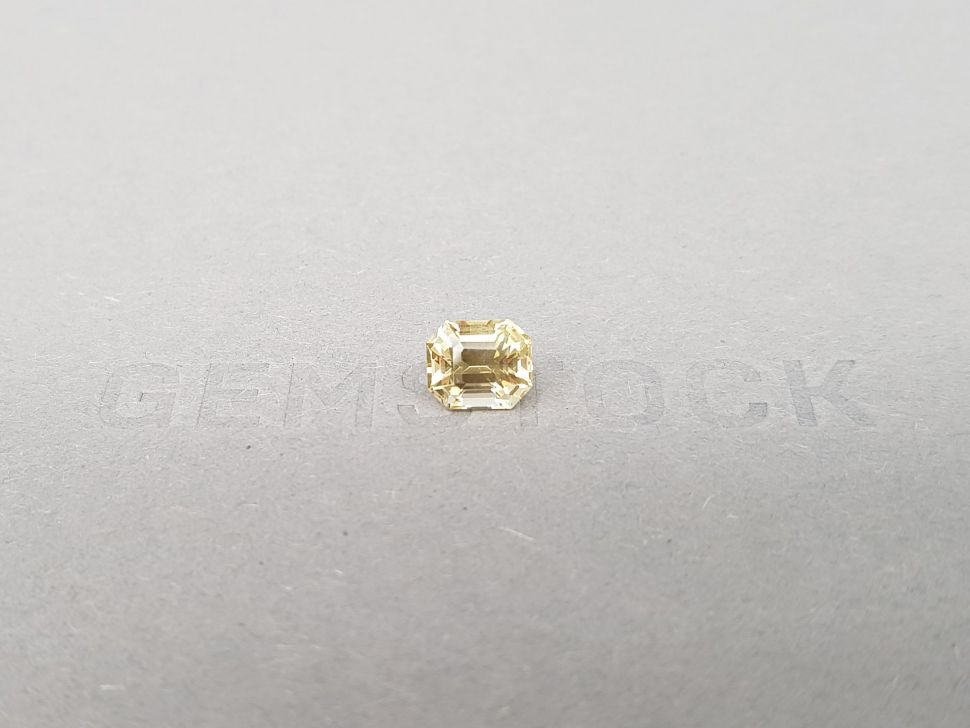 Unheated octagon shape yellow sapphire 1.61 ct, Sri Lanka Image №1