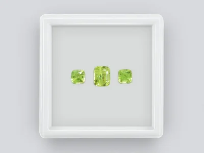 Cushion cut yellow-green tsavorite set 3.01 ct photo