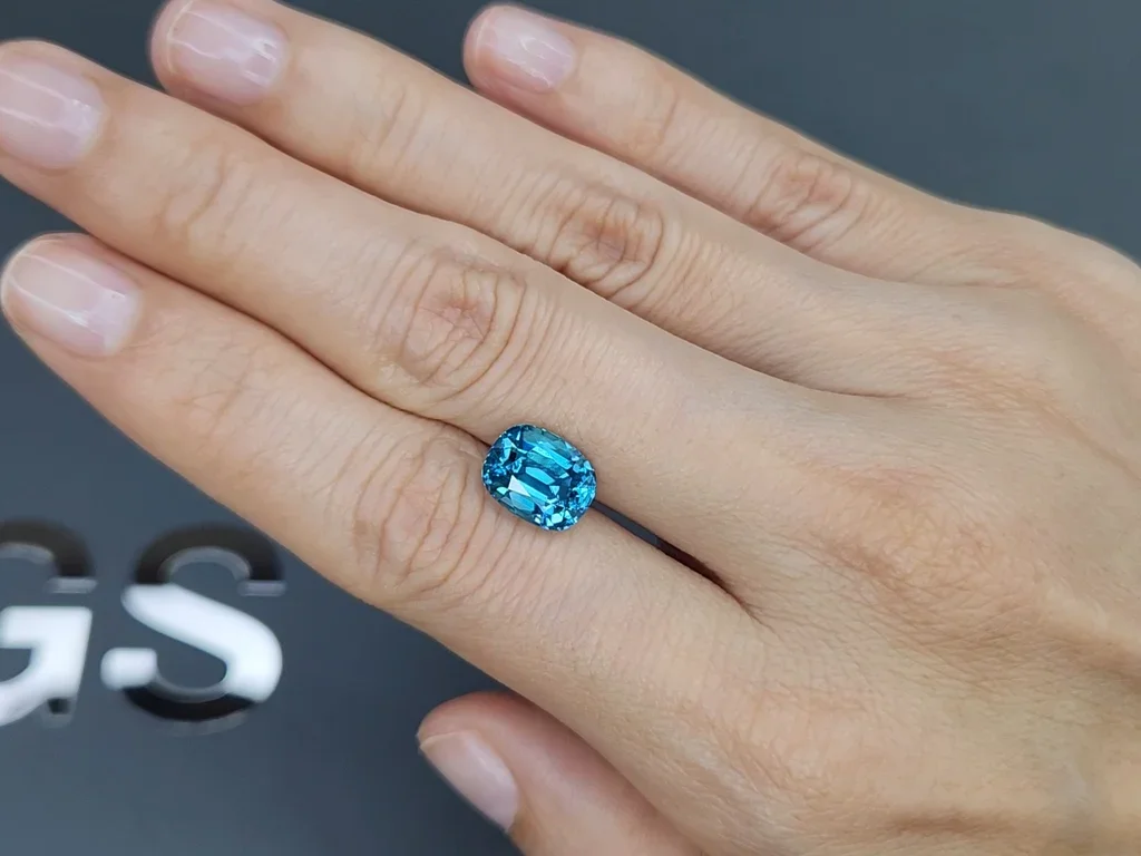 Cushion-cut blue zircon 5.46 carats, Cambodia  Image №2