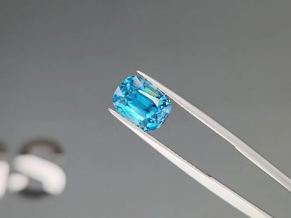 Cushion-cut blue zircon 5.46 carats, Cambodia  Image №3