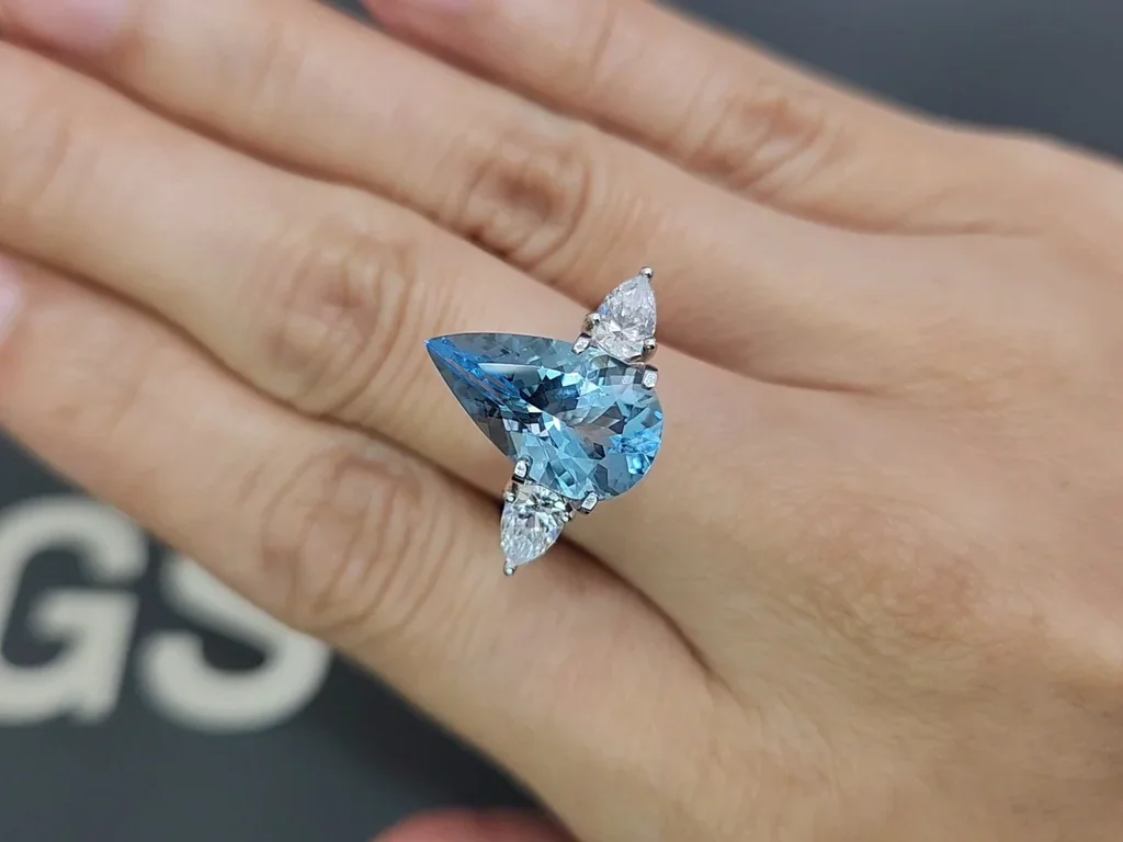 Aquamarine Santa Maria pear cut 4.67 carats, Brazil Image №5