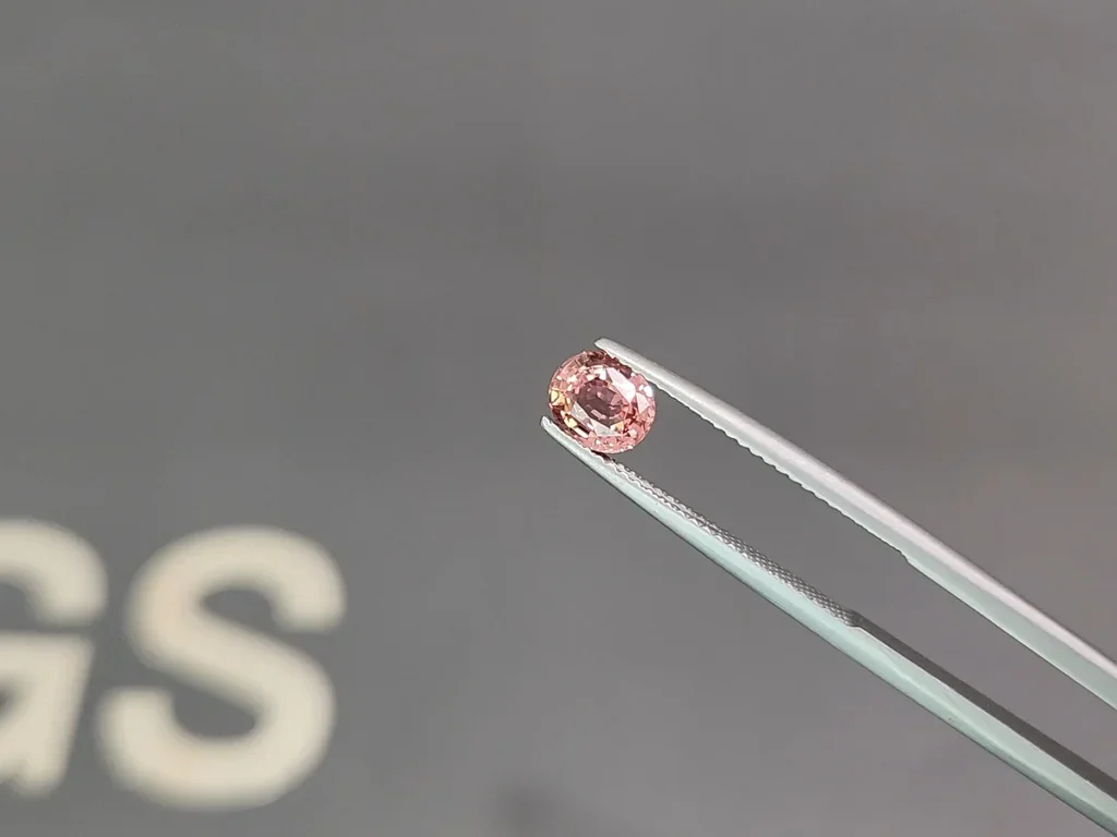 Padparadscha sapphire oval cut 1.01 carat, Sri Lanka Image №3