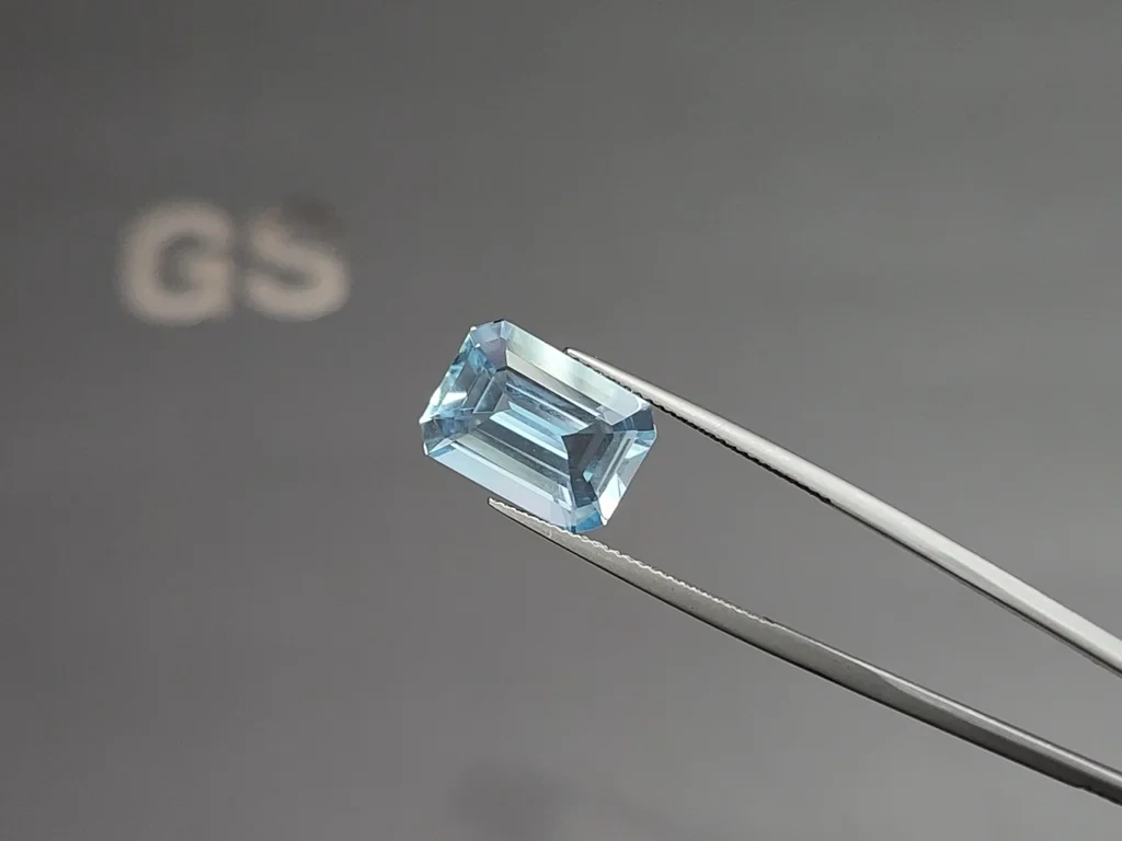 Aquamarine octagon cut  6.61 carats, Madagascar Image №3