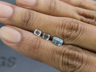 Ensemble aigues-marines taille coussin de 1,25 carat, Madagascar photo