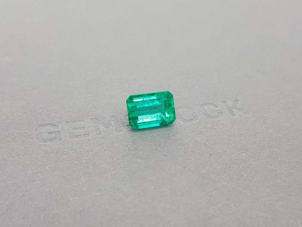 Colombian octagon emerald 4.13 ct, GRS Image №2