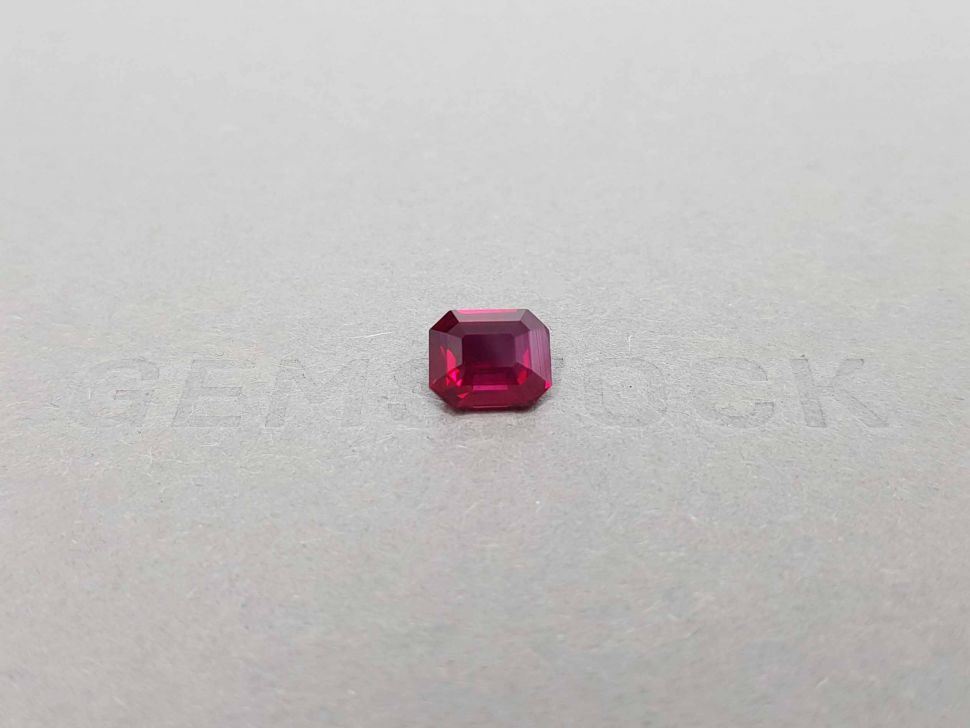 Unheated Pigeon blood red ruby in octagon cut 2.08 ct, Mozambique Image №1