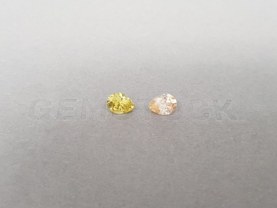 Pair of unheated pinkish-yellow sapphires in pear cut 1.66 ct Image №1