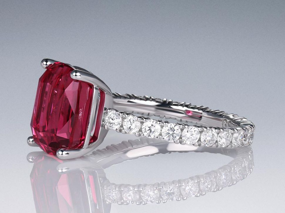 Ring with pinkish-red tourmaline 4.30 carats and diamonds in 18K white gold Image №3