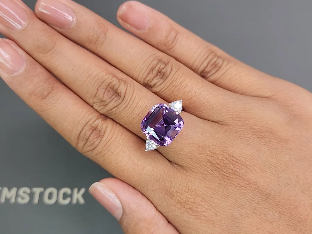 Cushion cut amethyst 7.85 carats, Brazil  Image №5