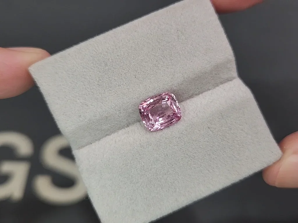 Zafiro Padparadscha de talla cojín de 2,52 quilates, Sri Lanka Image №4