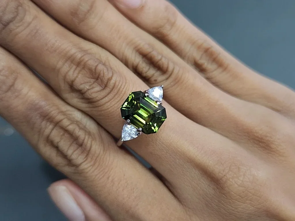 Green sapphire octagon cut 5.55 carats, Sri Lanka Image №5