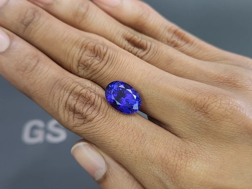Tanzanita talla ovalada 7,95 quilates, Tanzania Image №2