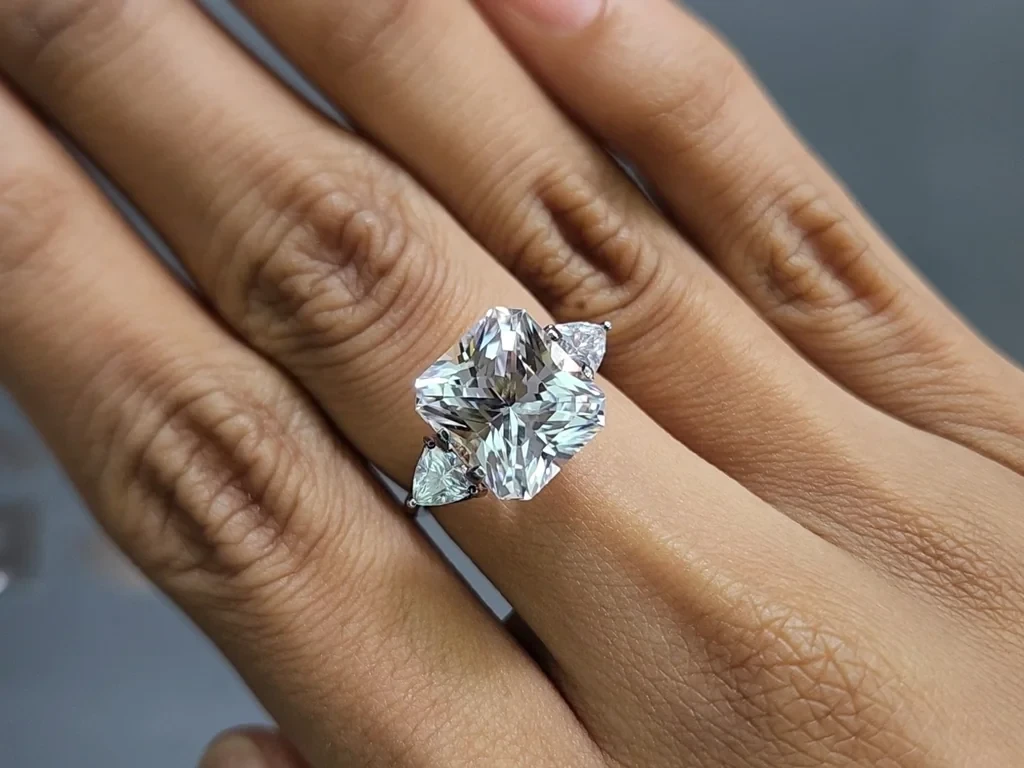 Kunzite light green radiant cut 6.92 carats, Pakistan Image №5
