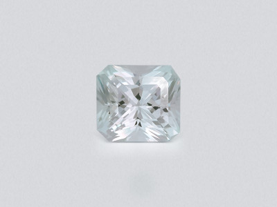 Kunzite light green radiant cut 6.92 carats, Pakistan photo