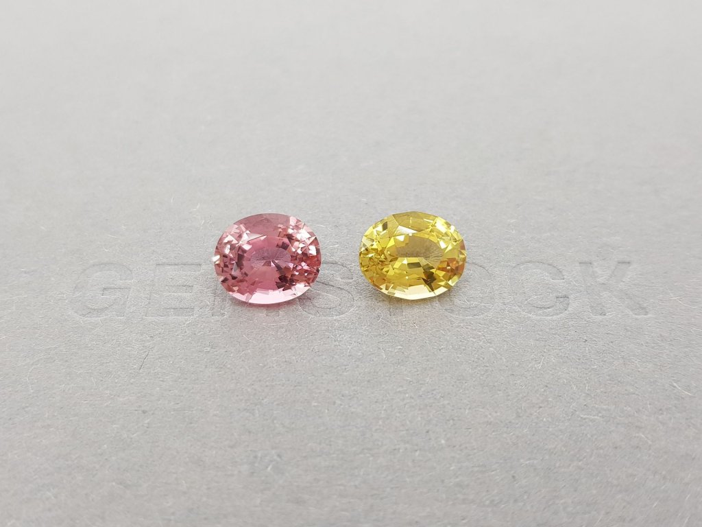 Bright contrasting pair of pink and yellow tourmalines 4.97 carats Image №1
