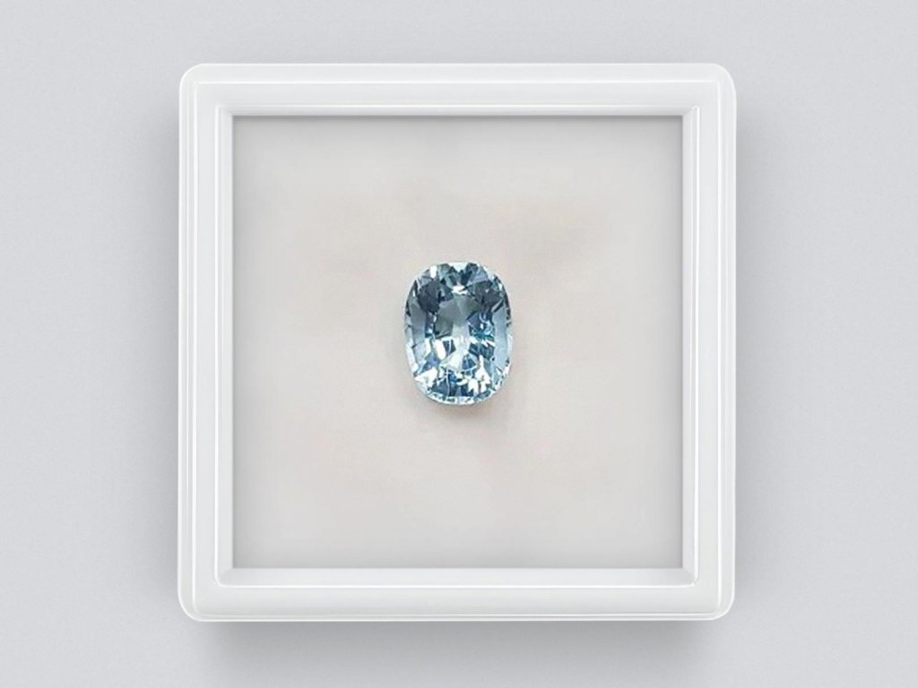 Aigue-marine africaine taille ovale 1,45 carats Image №1
