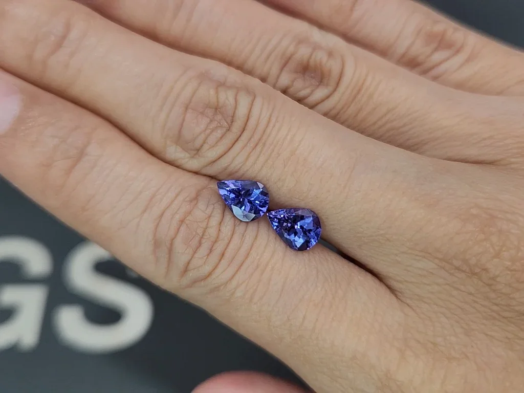 Pair of tanzanites pear cut  2.13 carats, Tanzania Image №2