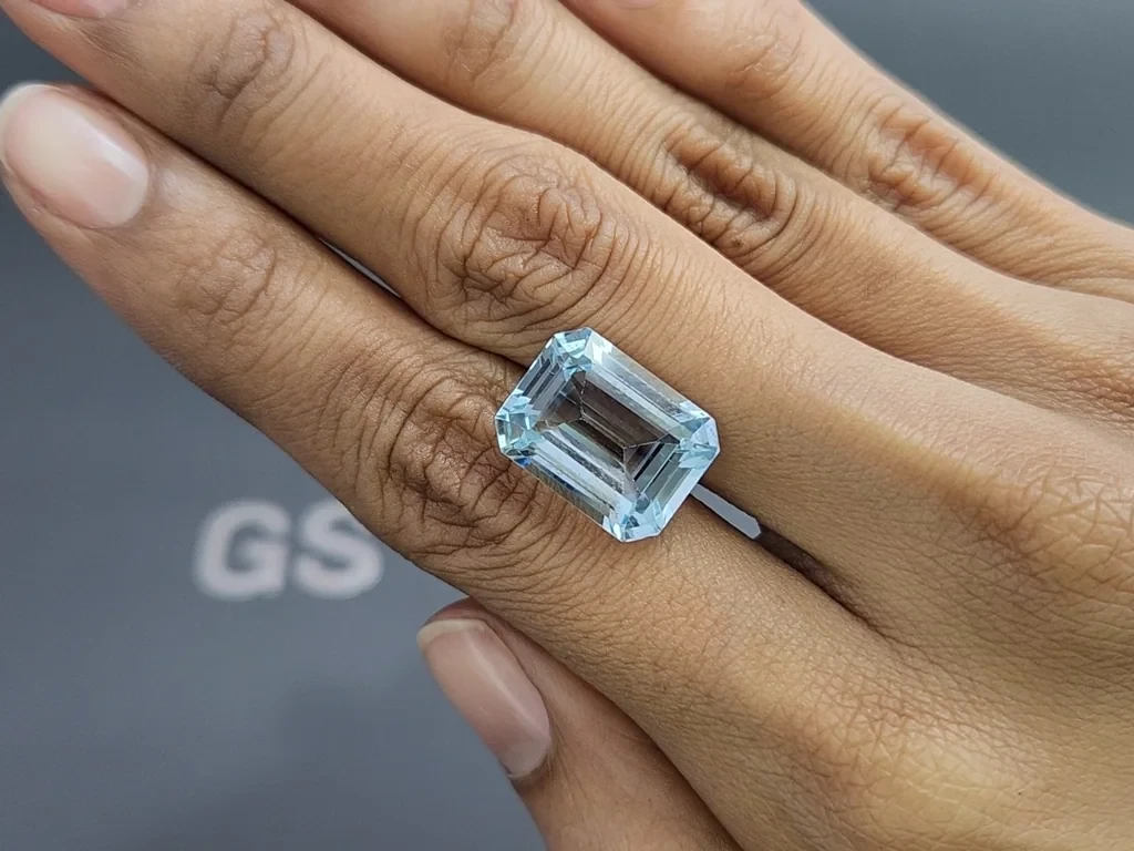 Aquamarine octagon cut 10.70 carats, Madagascar  Image №2