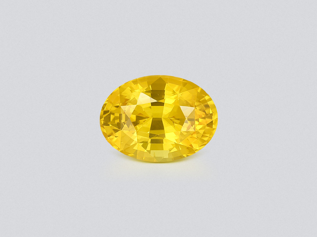 Lot #8. Sapphire Vivid Yellow - Golden in oval cut 4.17 carats, Sri Lanka Image №1