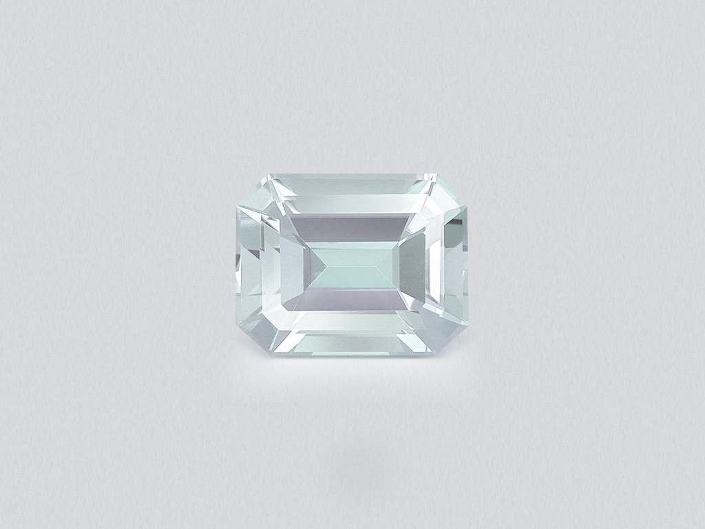 Kunzite light green octagon cut 7.13 carats, Pakistan Image №1