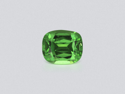 Garnet tsavorite cushion cut 0.88 carats, Tanzania photo