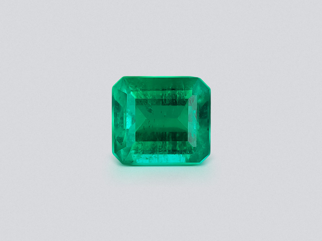 Emerald Muzo Green octagon cut 2.09 carats, Colombia Image №1