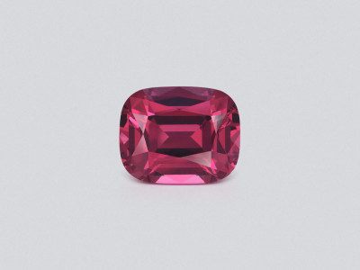 Grenat rhodolite taille coussin de 7,62 carats provenant de Tanzanie photo