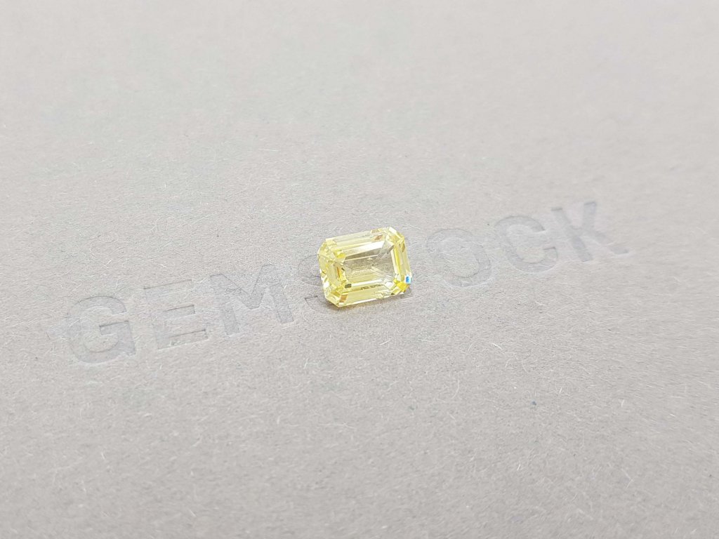 Octagon unheated yellow sapphire 1.77 ct, Sri Lanka Image №2