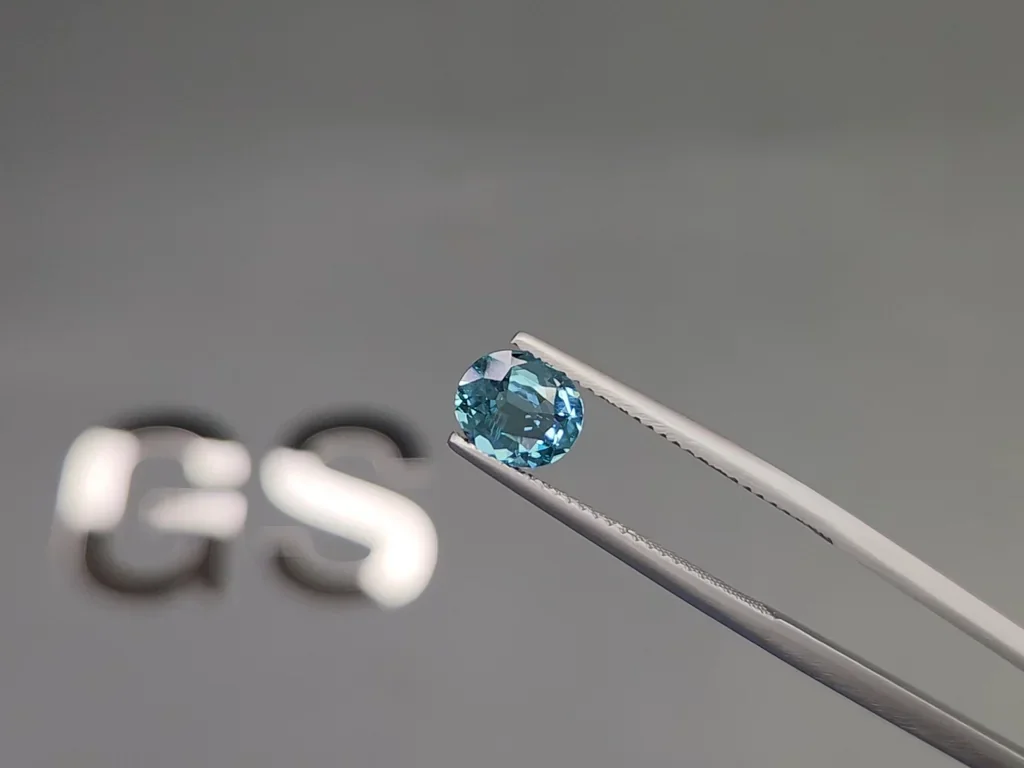 Turmalina azul de corte ovalado de 0,96 carats, de Namibia Image №3