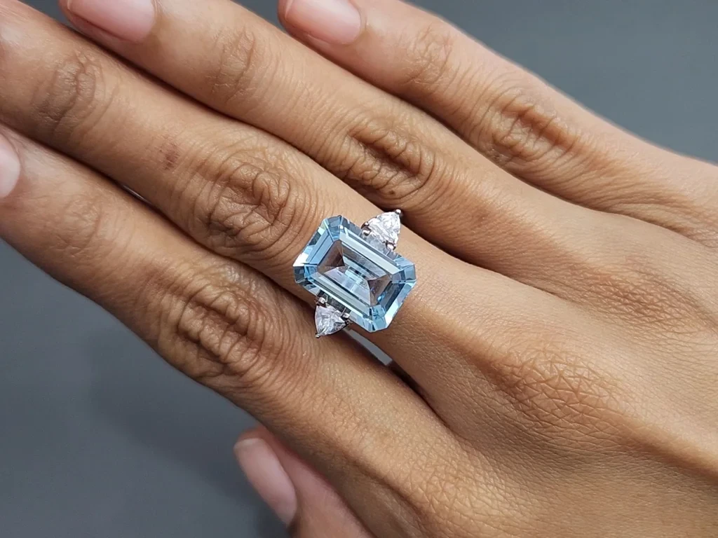 Aquamarin achteckig geschliffener 6,88 karats, Madagaskar Image №5