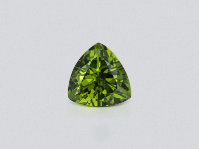 Green tourmaline trillion cut 1,18 carats, Tanzania photo