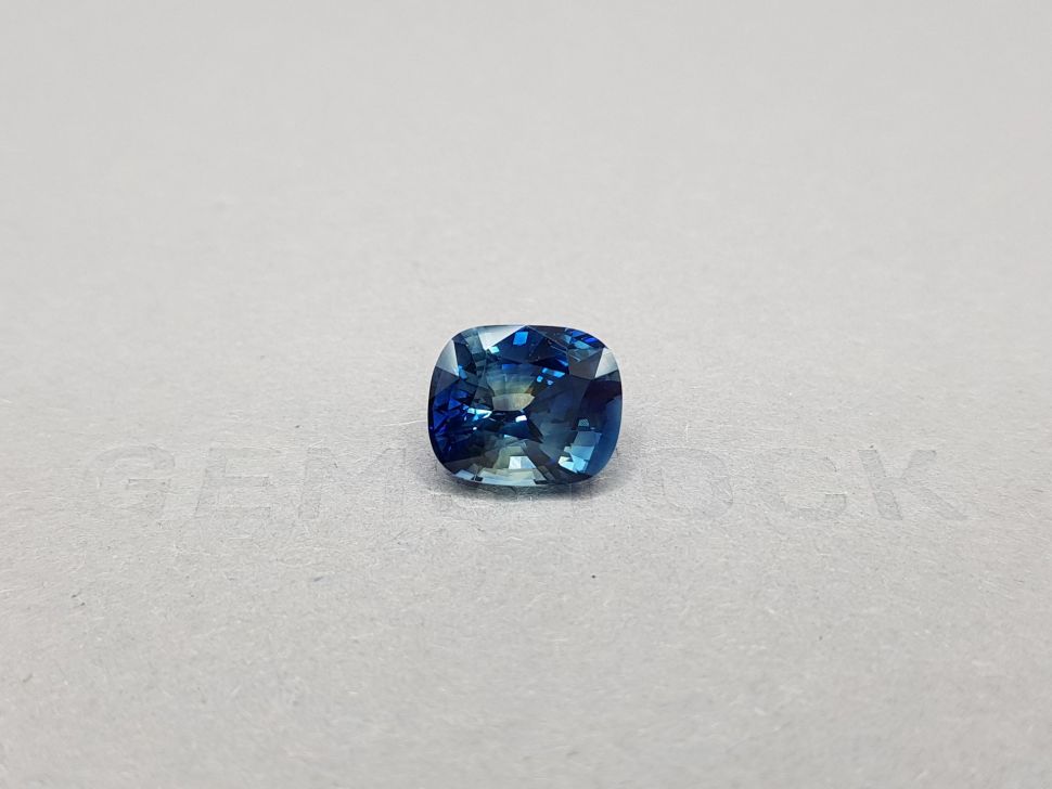 Unheated parti color (polychrome) sapphire from Vietnam 6.51 ct Image №1