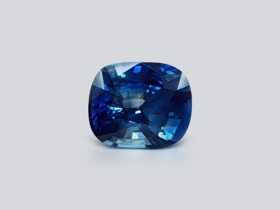 Unheated parti color (polychrome) sapphire from Vietnam 6.51 ct photo