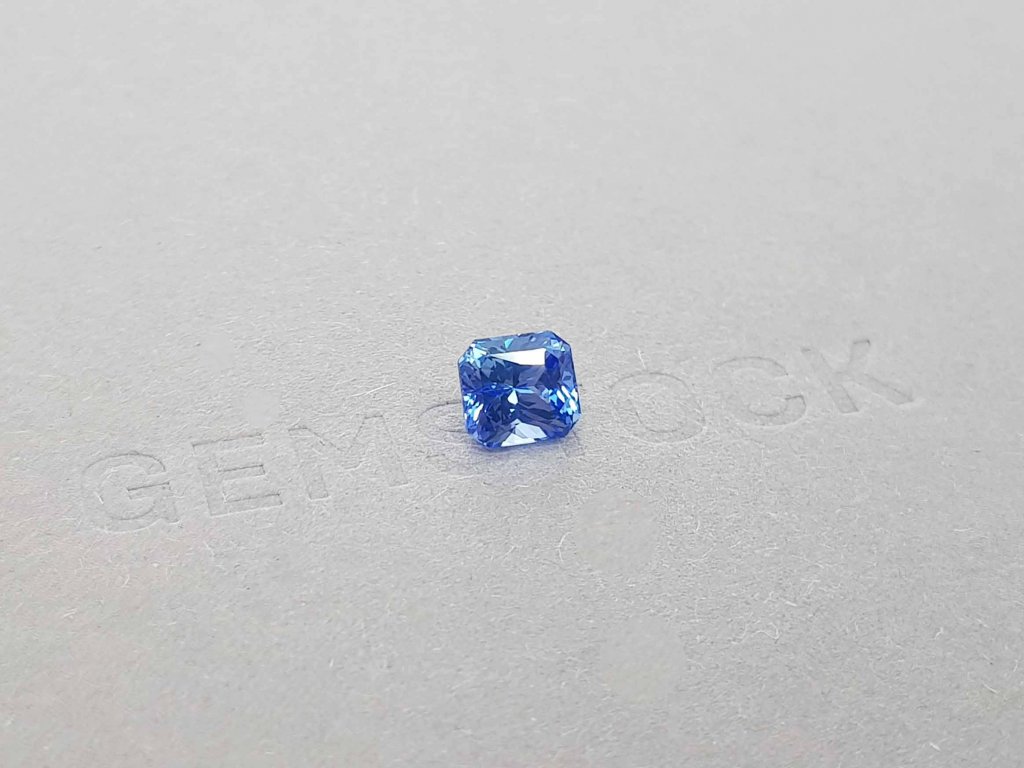 Cornflower blue sapphire from Sri Lanka 2.08 ct Image №2