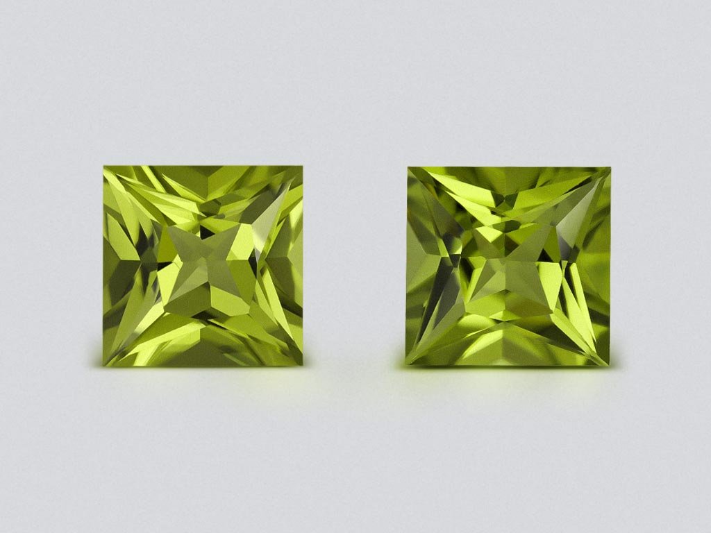 Paire de péridots taille princesse 3,81 ct, Burma Image №1