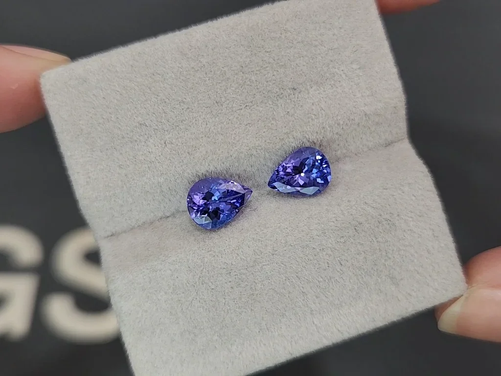 Pair of tanzanites pear cut 2.38 carats, Tanzania Image №4