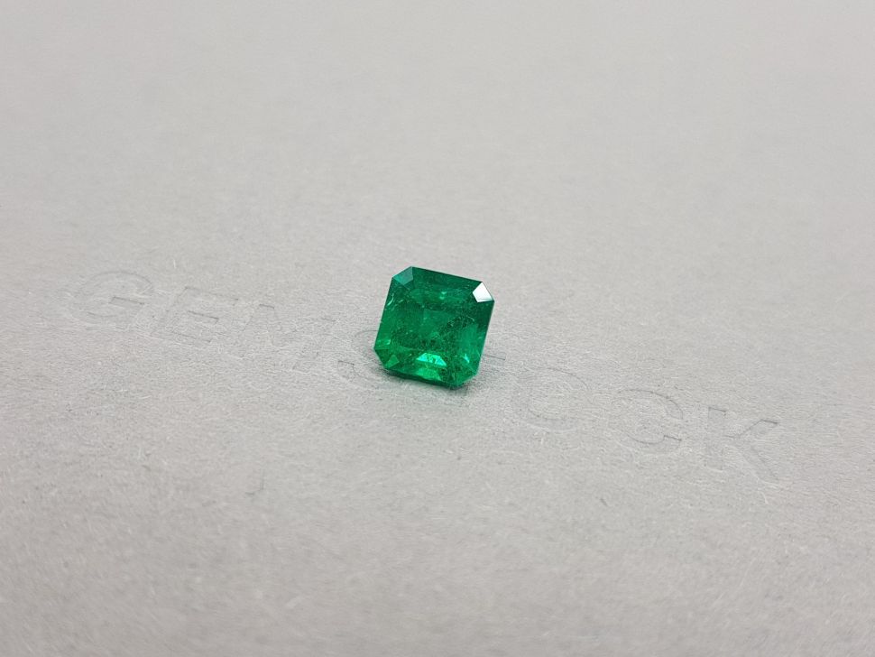 Colombian emerald top color Muzo Green 1.79 ct Image №3