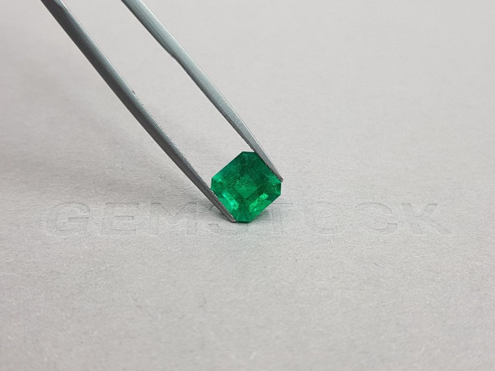 Colombian emerald top color Muzo Green 1.79 ct Image №4