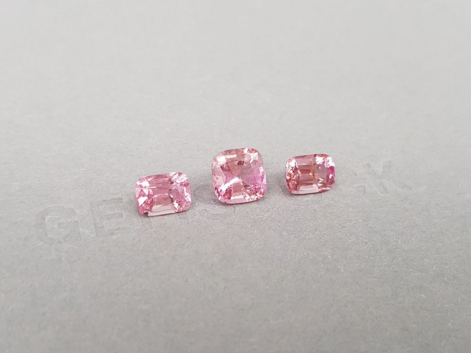 Set of three pink tourmalines in cushion cut 3.62 ct Image №2
