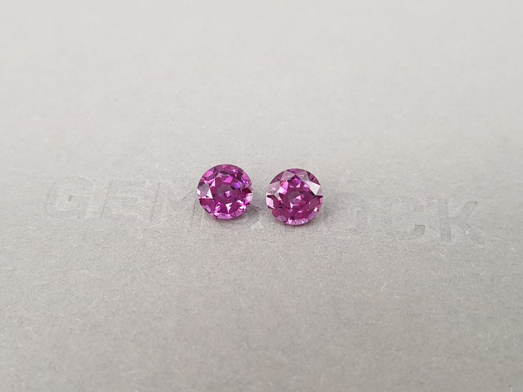 Pair of purple rhodolites, circle cut, 2.43 carats Image №3